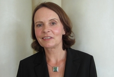 zoom Julia Henke zur neuen Kanzlerin der Universität Hohenheim gewählt