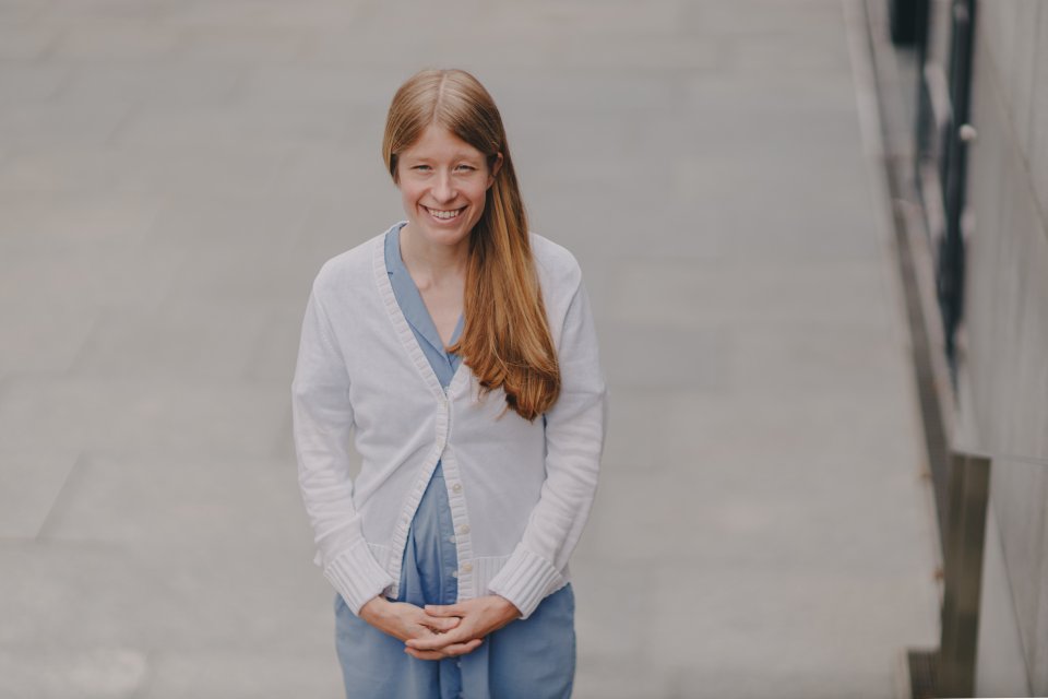 Porträtbild von Dr. Brigitte Zrenner