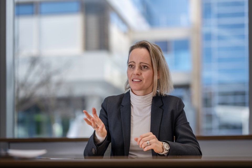 eng-BioRegio-Stern-Frau-Prof-Kluger_Interview_0933.jpg