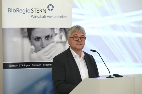 Porträtaufnahme von Dr. Klaus Eichenberg, Geschäftsführer der BioRegio STERN Management GmbH